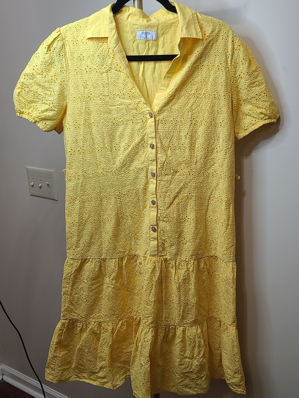 UNTUCKit Yellow AUGUSTA Eyelet Tiered Midi Dress size 10. **MISSING BELT